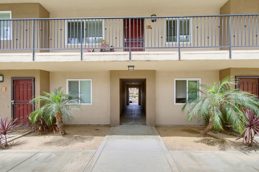 More Photos Of 202-208 Willie James Jones Ave, San Diego Apartments For Sale