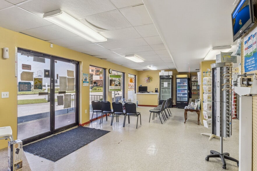 More Photos Of 1231 Lakeland Hills Blvd, Lakeland Freestanding For Sale