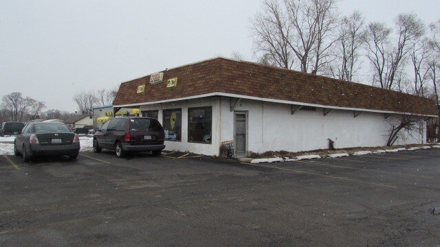 More Photos Of 2413 Plainfield Rd, Joliet General Retail For Sale