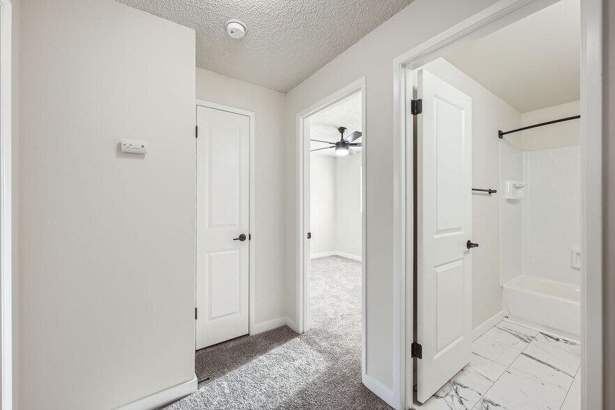 More Photos Of 364 Elizabeth St, Monroe Apartments For Sale