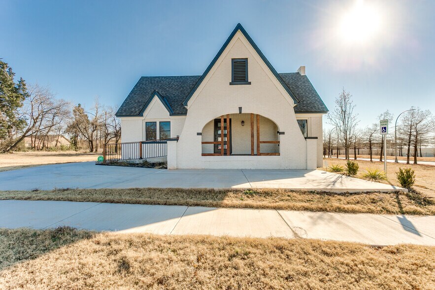 More Photos Of 608 E Eubanks St, Oklahoma City Office For Sale