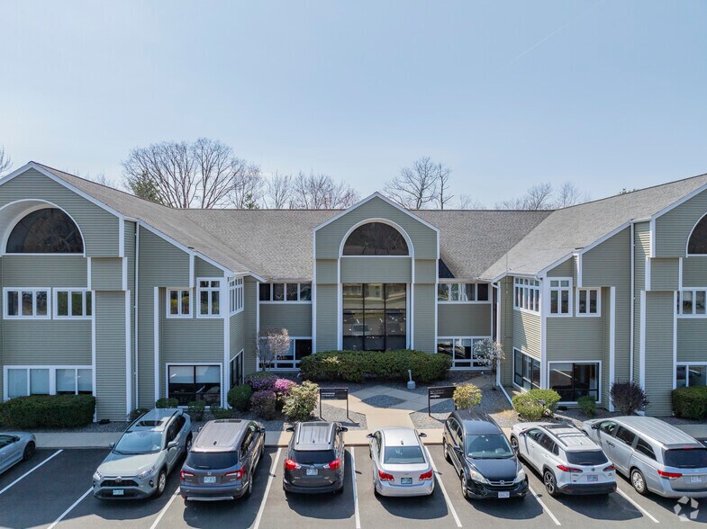 More Photos Of 90 Stiles Rd, Salem Loft Creative Space For Sale