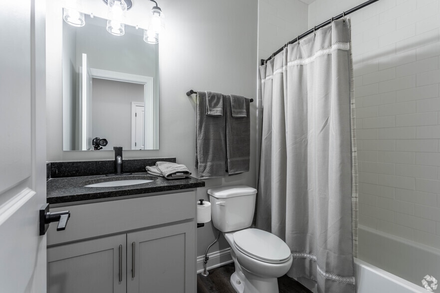 More Photos Of 5915 Evans Farm Dr, Lewis Center Apartments For Lease