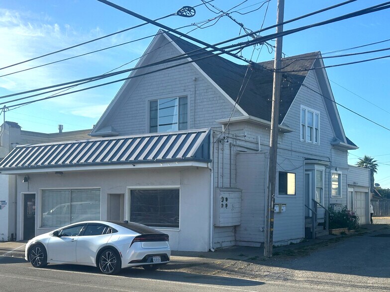 More Photos Of 511 Henderson St, Eureka Storefront Retail Residential For Sale