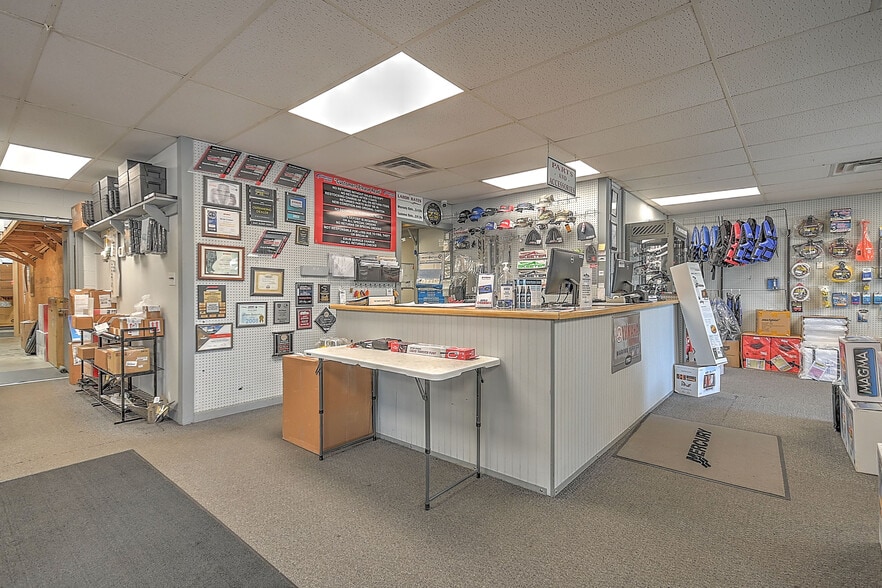 More Photos Of 2905 Cherokee Park Rd, Morristown Auto Dealership For Sale
