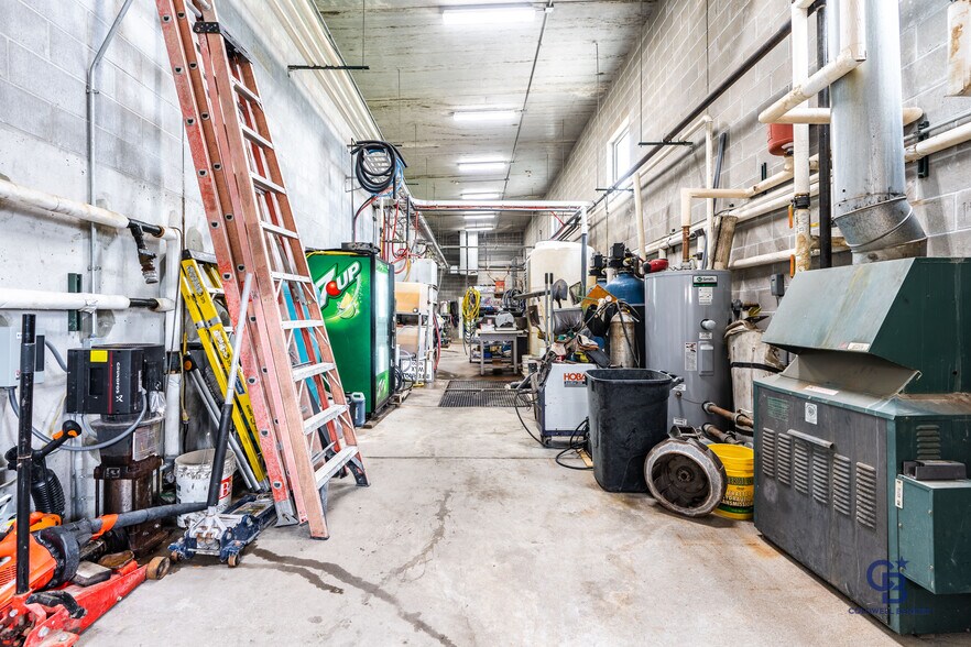 More Photos Of 3311 N Belt Hwy, Saint Joseph Carwash For Sale