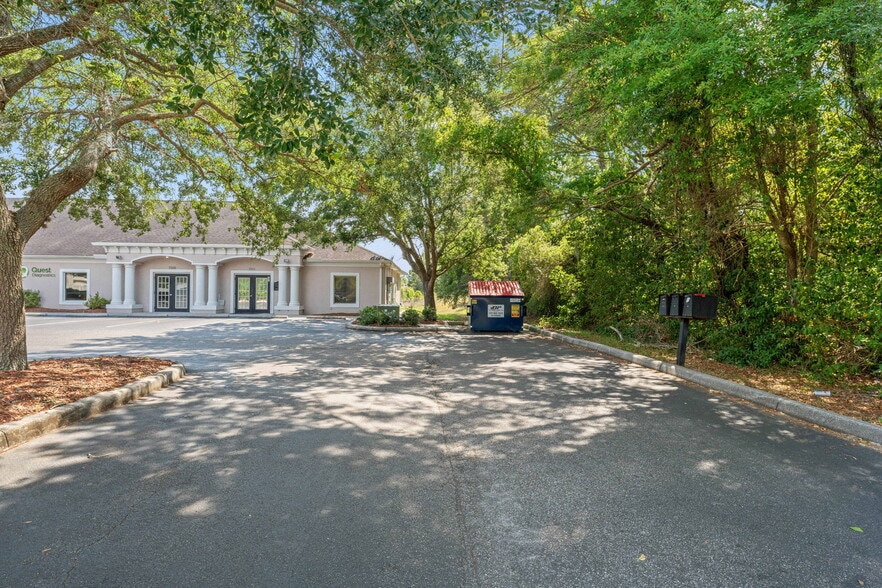 More Photos Of 7005-7011 Nightwalker Rd, Brooksville Medical For Lease