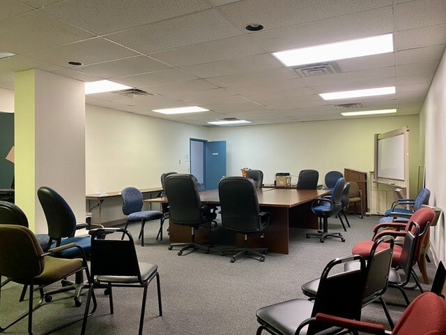 More Photos Of 255 W Main St, Bartow Office For Sale