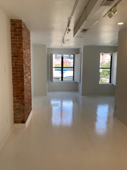 More Photos Of 1843 14th St NW, Washington Storefront For Lease