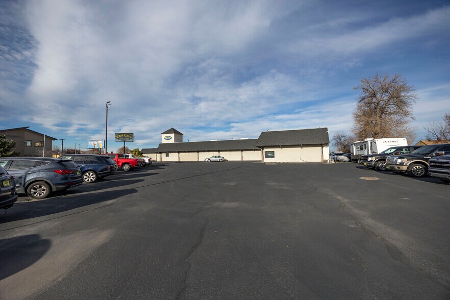 More Photos Of 518 W Columbia Dr, Kennewick Storefront Retail Office For Lease