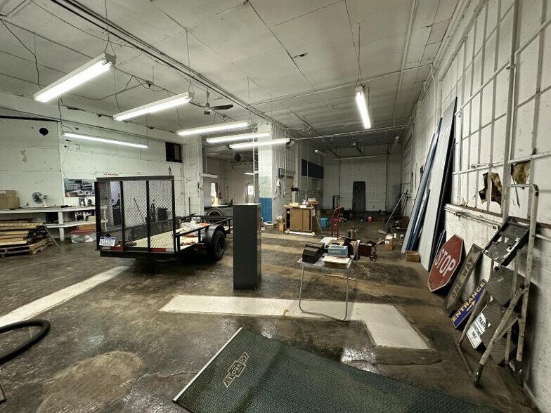 More Photos Of 101 Spring Arbor Rd, Concord Auto Repair For Sale