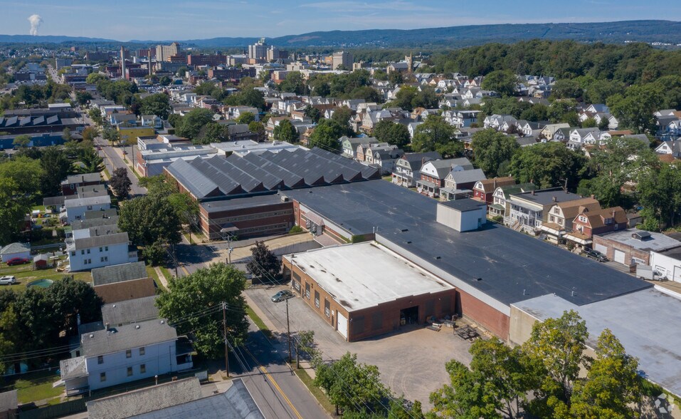 More Photos Of 350-390 N Pennsylvania Ave, Wilkes Barre Warehouse For Sale