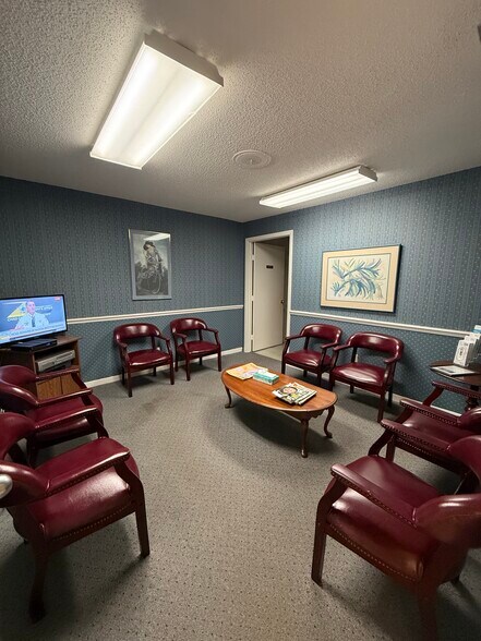 More Photos Of 28960 US Highway 19 N, Clearwater Medical For Sale