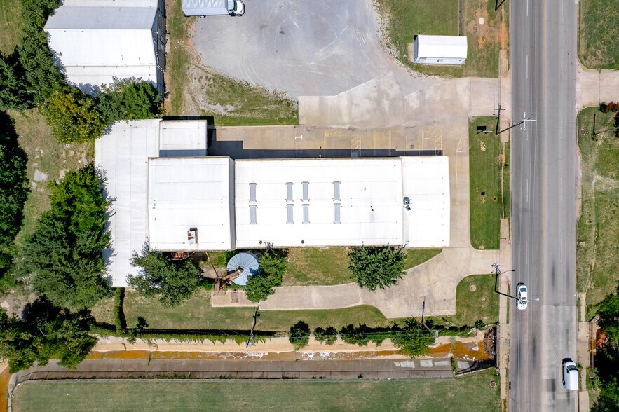 More Photos Of 6845 S Western Ave, Oklahoma City Distribution For Lease