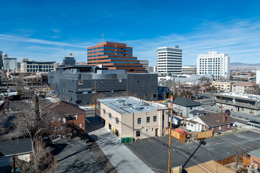 More Photos Of 218-222 California Ave, Reno Office For Sale