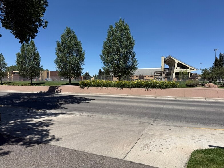 More Photos Of 1948 E Grand Ave, Laramie Office For Lease