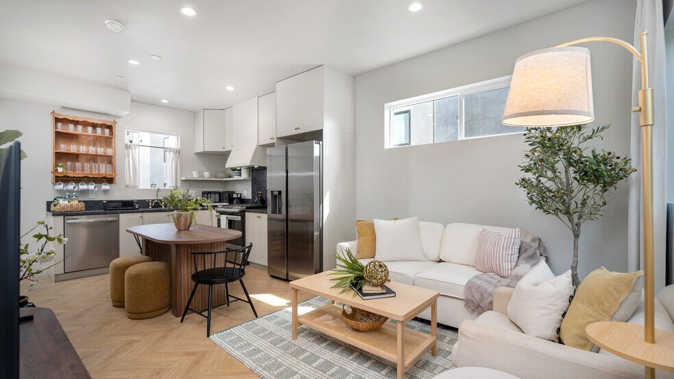 More Photos Of 1351 Seward St, Los Angeles Apartments For Sale