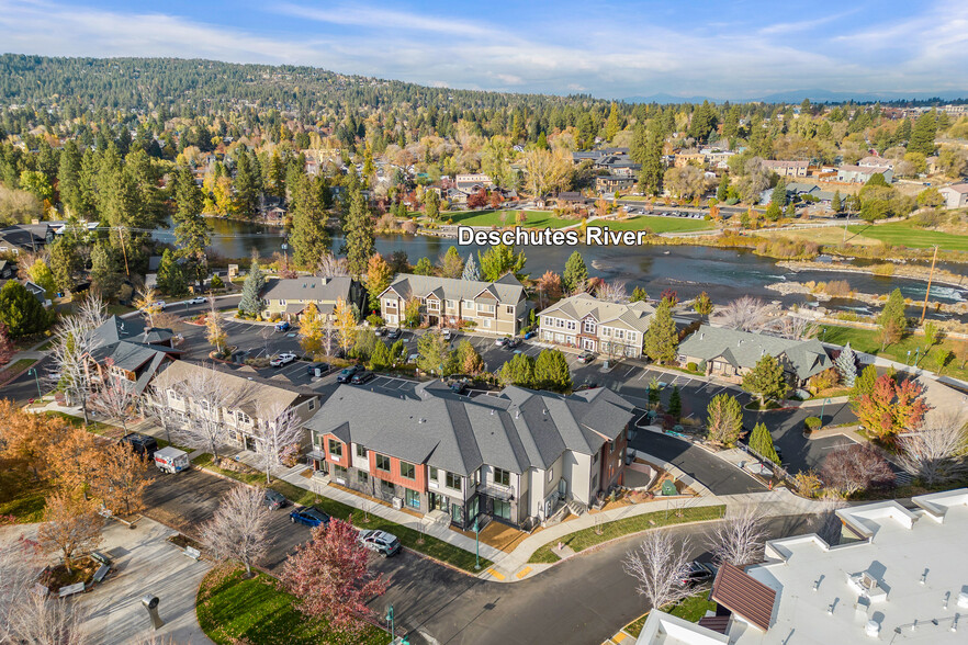 Primary Photo Of 144 SW Crowell Way, Bend Apartments For Lease