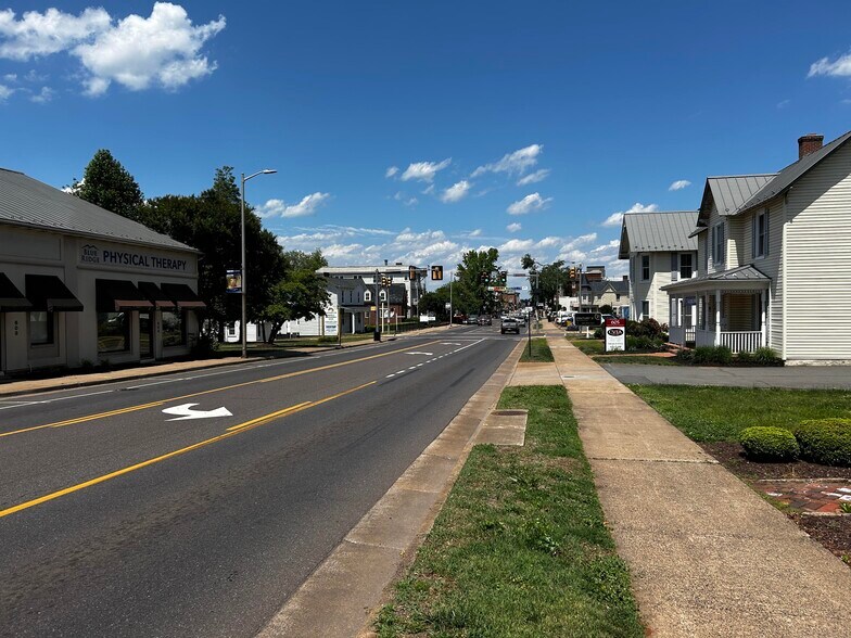 More Photos Of 609 S Main St, Culpeper Office Residential For Sale