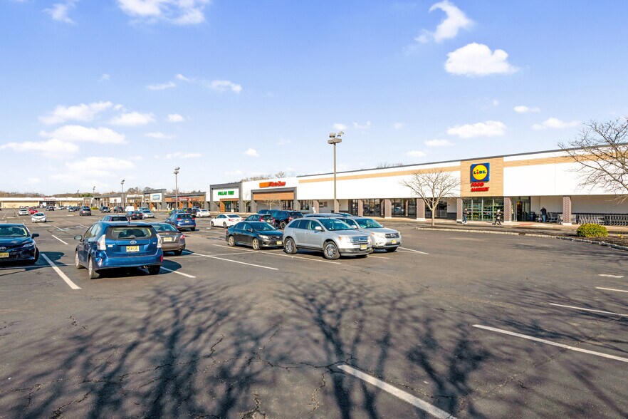 More Photos Of 2495 US Highway 1, Lawrenceville Unknown For Lease