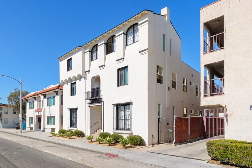 More Photos Of 1827 E 4th St, Long Beach Apartments For Sale