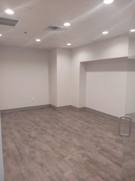 More Photos Of 930 Harper Blvd SW, Melbourne Medical For Lease
