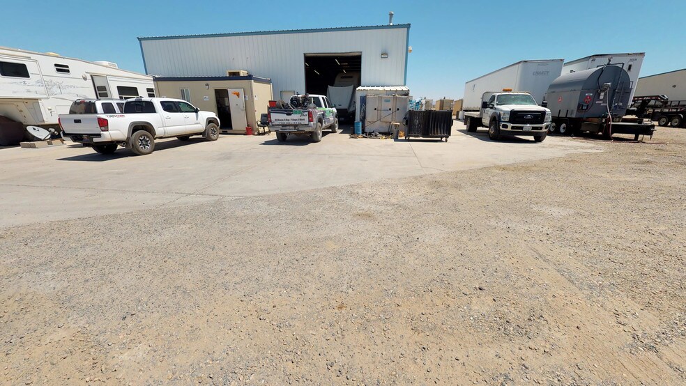 More Photos Of 9253 Cassia Rd, Adelanto Warehouse For Lease
