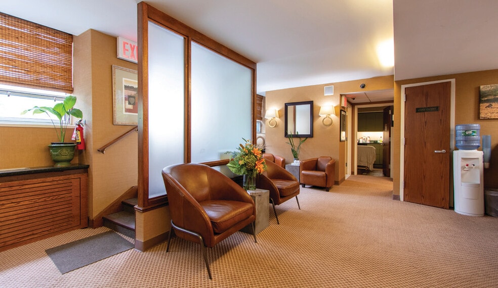 More Photos Of 700 Park Ave, New York Apartments For Sale