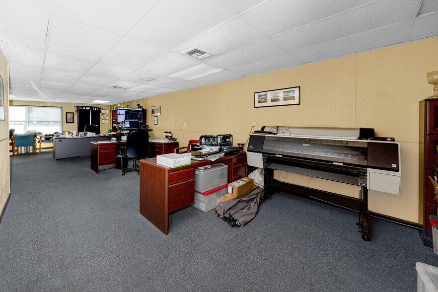 More Photos Of 14385 Walsingham Rd, Largo Office For Sale