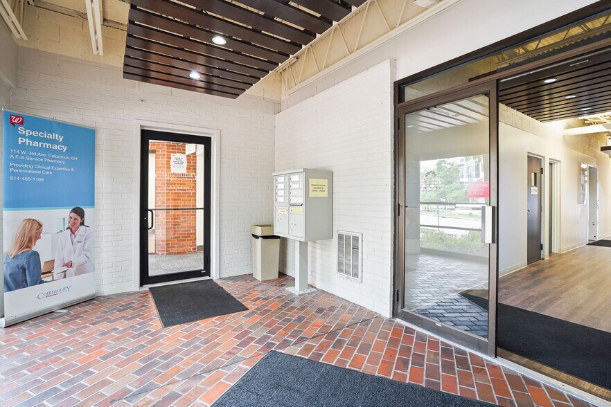 More Photos Of 100-114 W 3rd Ave, Columbus Medical For Lease