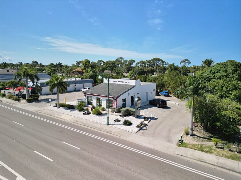 More Photos Of 2224 Tamiami Trl E, Naples Fast Food For Lease