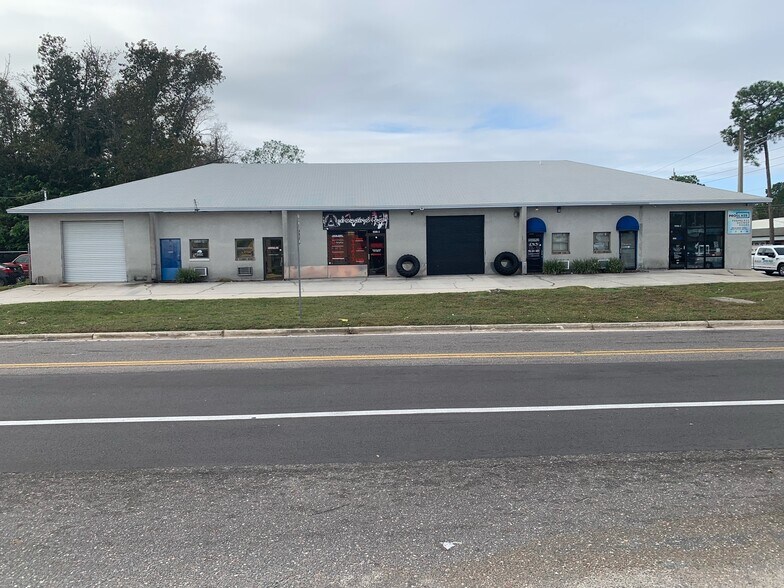 Primary Photo Of 9506 Hood Rd, Jacksonville Flex For Lease