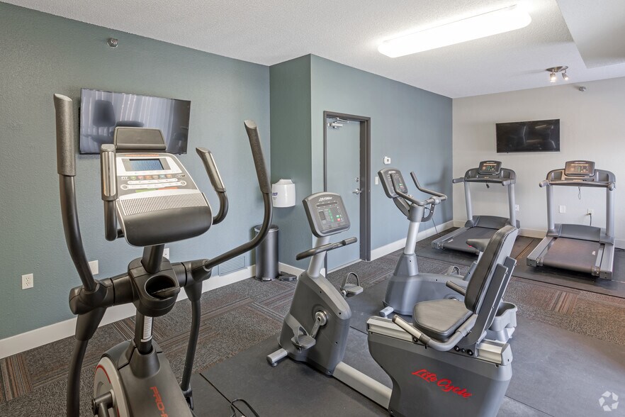 More Photos Of 110 E 1st St, Chaska Apartments For Lease