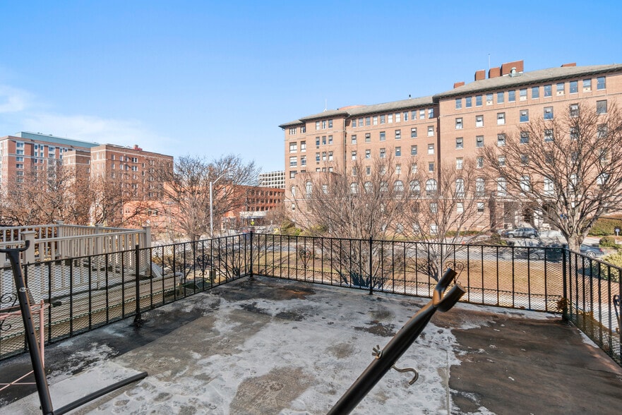 More Photos Of 211 E 33rd St, Baltimore Multifamily For Sale