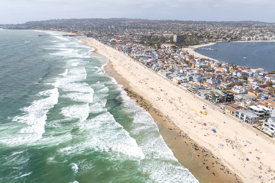 More Photos Of 830-832 Pismo Ct, San Diego Apartments For Sale