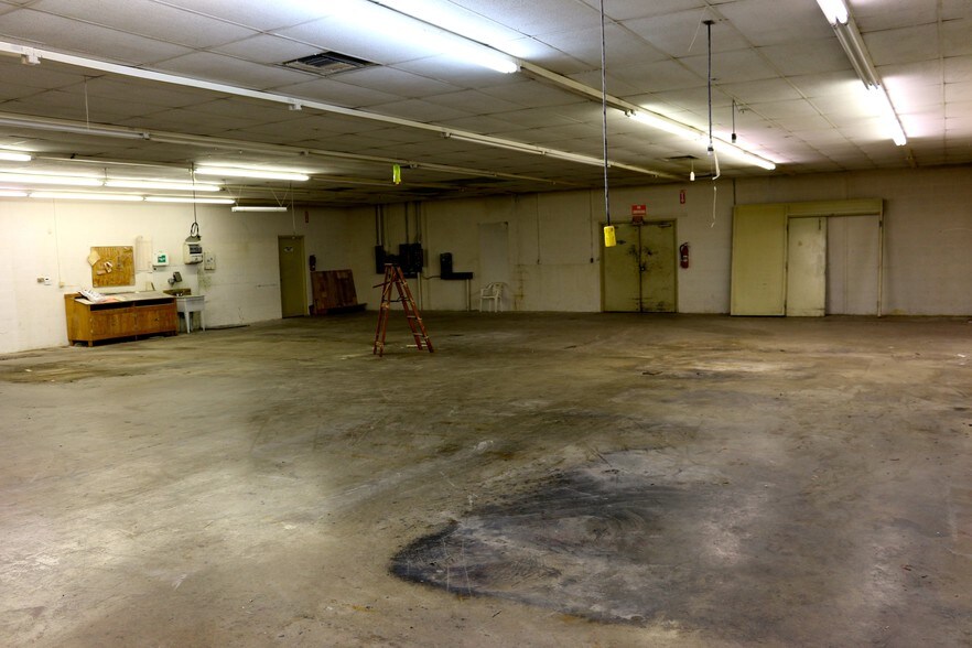 More Photos Of 10240 Thor Dr, Freeland Warehouse For Sale