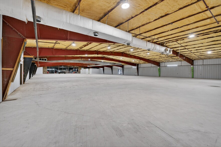 More Photos Of 2606 Cherry Brook Ln, Pasadena Warehouse For Sale