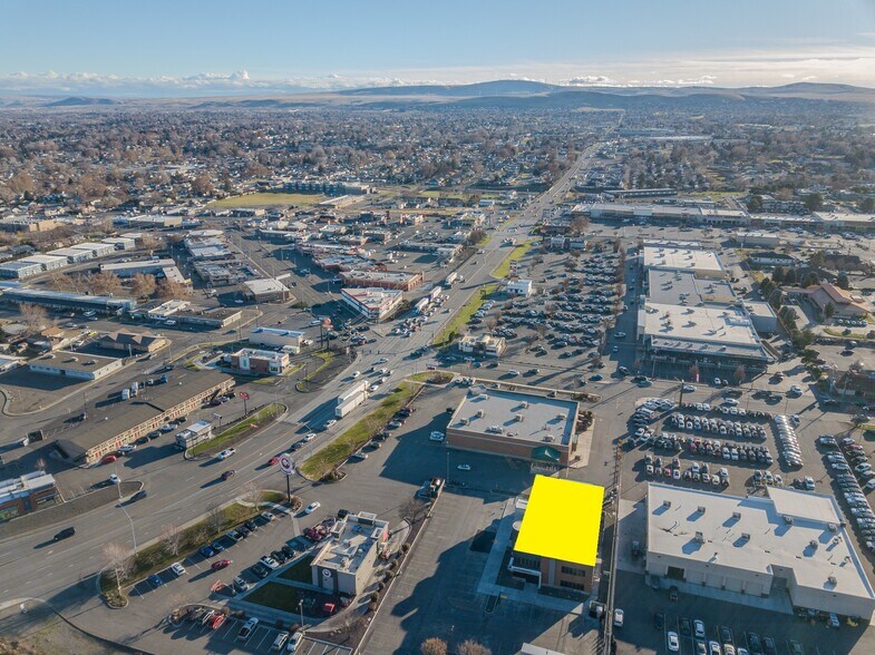 More Photos Of 2810 W Clearwater Rd, Kennewick Office For Lease