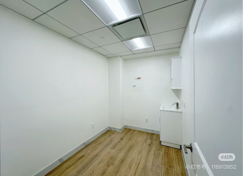 More Photos Of 849 53rd St, Brooklyn Medical For Sale