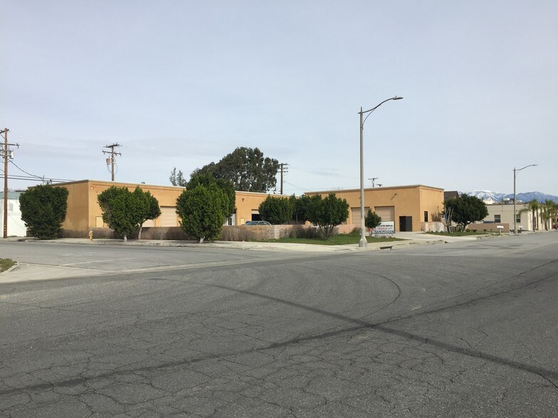 Primary Photo Of 291-293 W H St, Colton Auto Repair For Lease