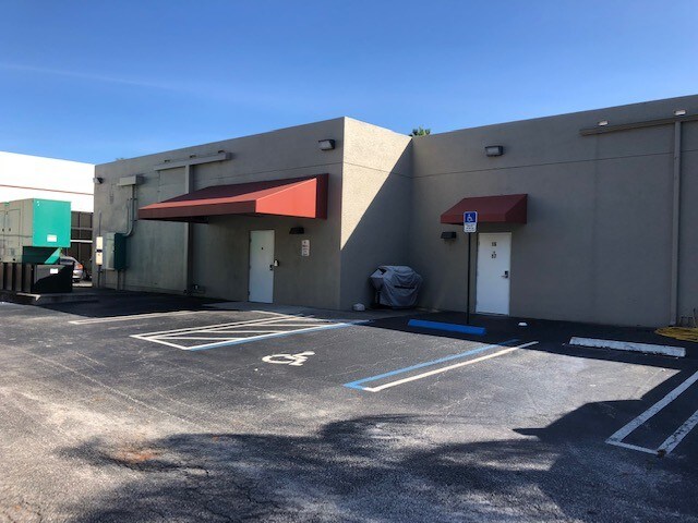 More Photos Of 880 Jupiter Park Dr, Jupiter Light Manufacturing For Sale