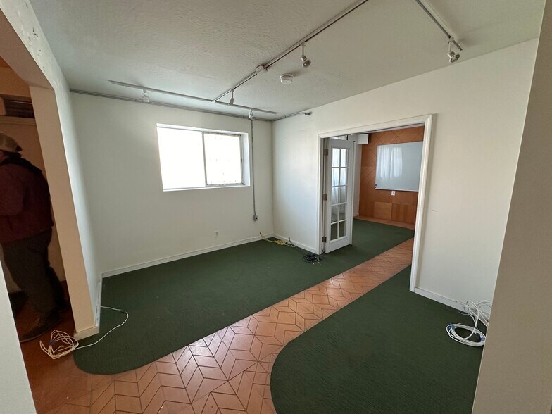 More Photos Of 2501 Jennings St, San Francisco Manufacturing For Lease