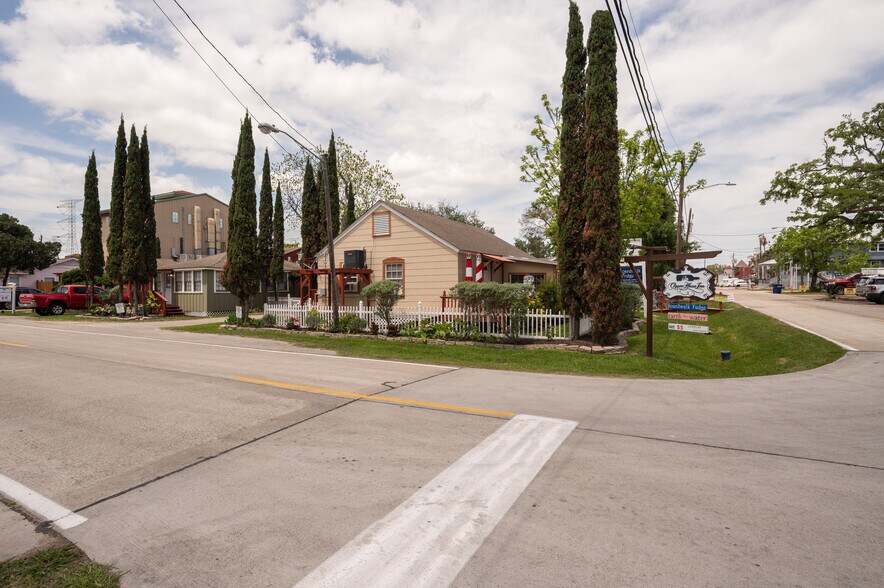 More Photos Of 706 Bradford Ave, Kemah Land For Sale