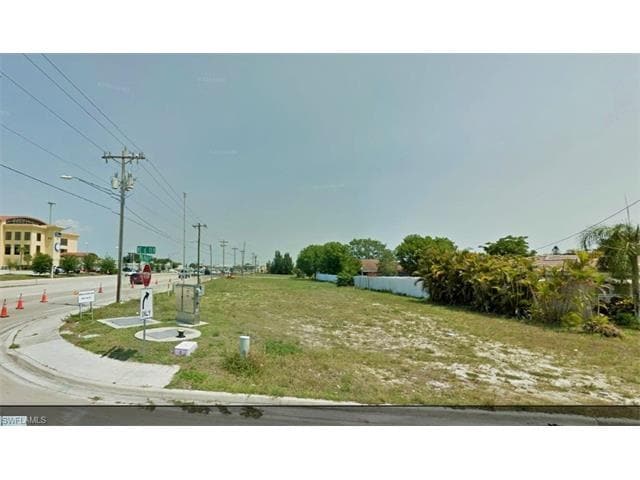 More Photos Of 1601 NE 6th Ter, Cape Coral Land For Sale