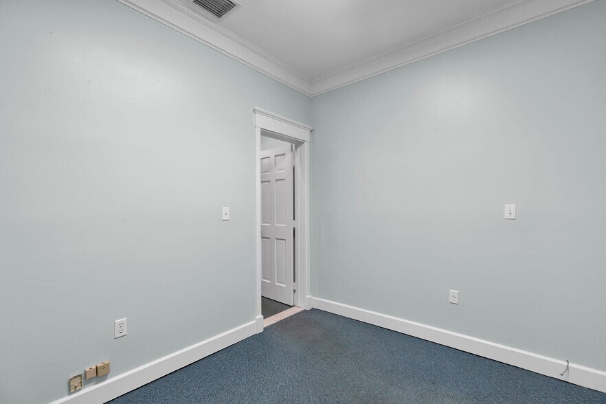 More Photos Of 88101 Old Hwy, Islamorada Office For Sale