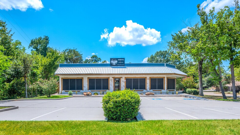 More Photos Of 21755 N I-45 Fwy, Spring Flex For Sale