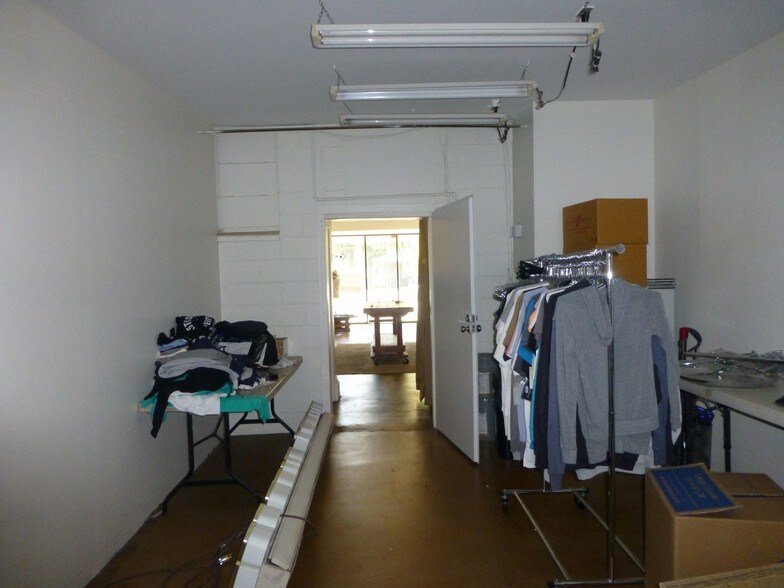 More Photos Of 2989-2995 E Thousand Oaks Blvd, Thousand Oaks Storefront Retail Office For Lease