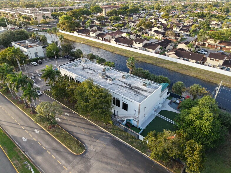 More Photos Of 6545 NW 169th St, Hialeah Medical For Sale