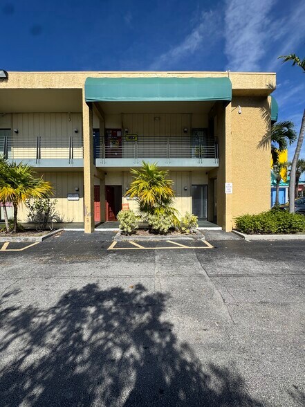 More Photos Of 2331 N State Road 7, Lauderhill Office For Sale