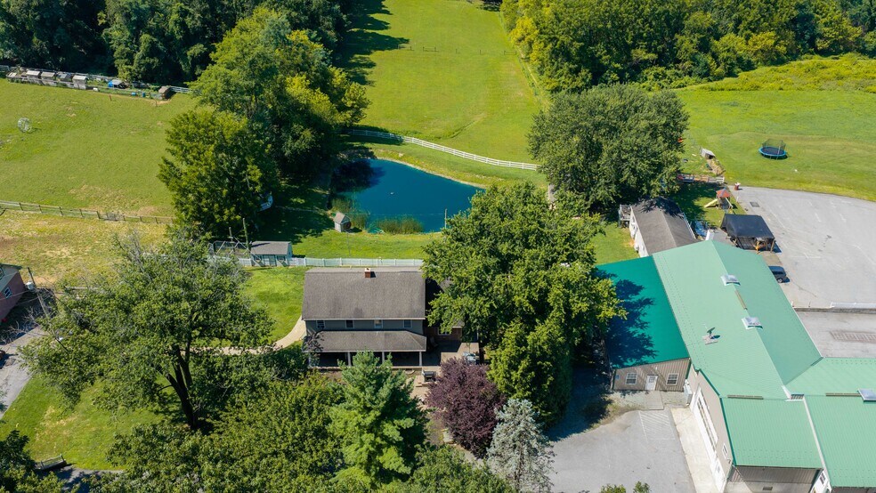 More Photos Of 197 Pencroft Dr N, Holtwood Industrial For Sale